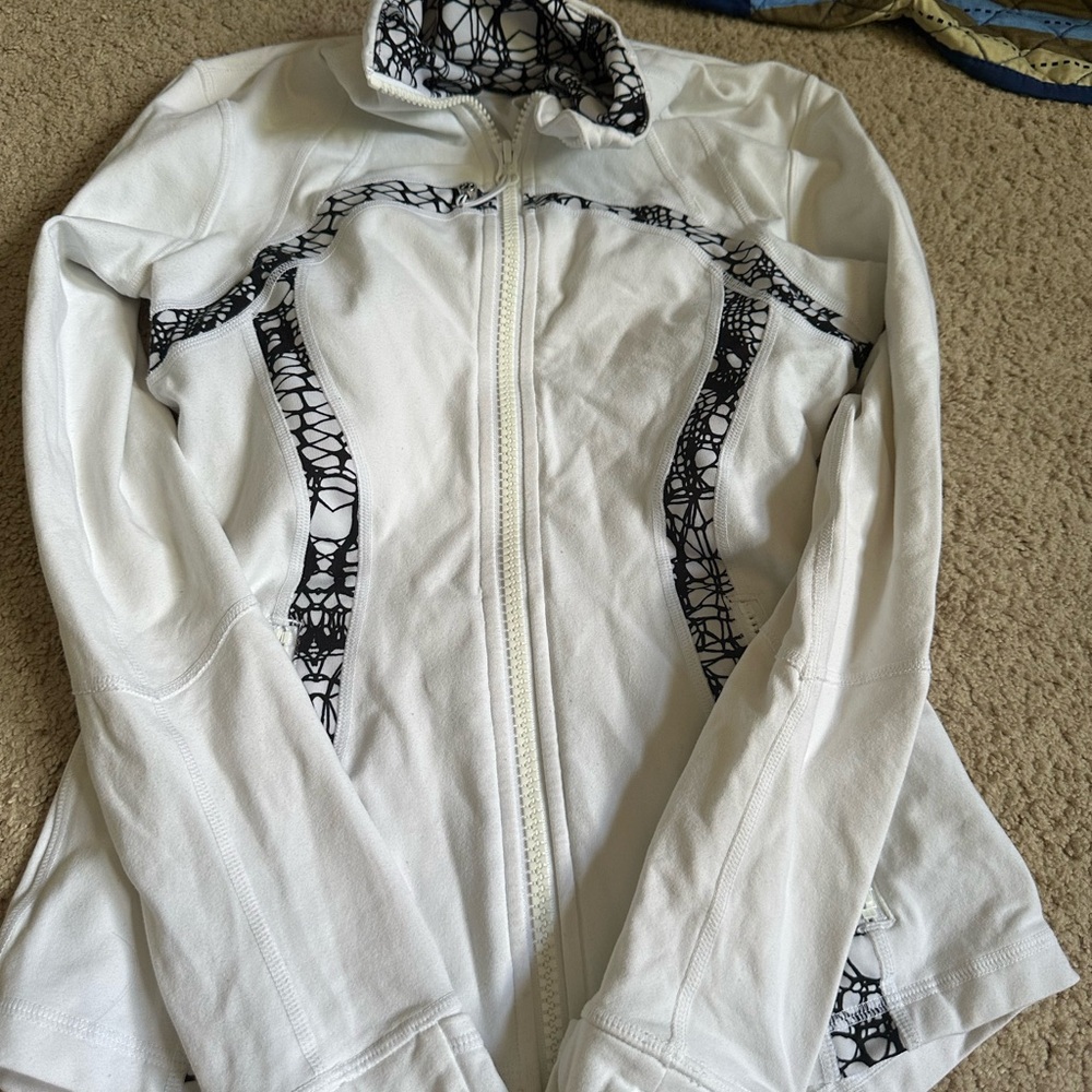 Lululemon define White Jacket with Black Accents size 4